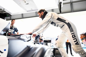 F1: Még mindig sérült Ricciardo, itt a bizonyíték