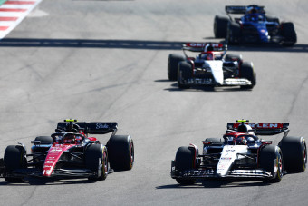 F1: Szívrohamot kapott az egyik pilóta Austinban