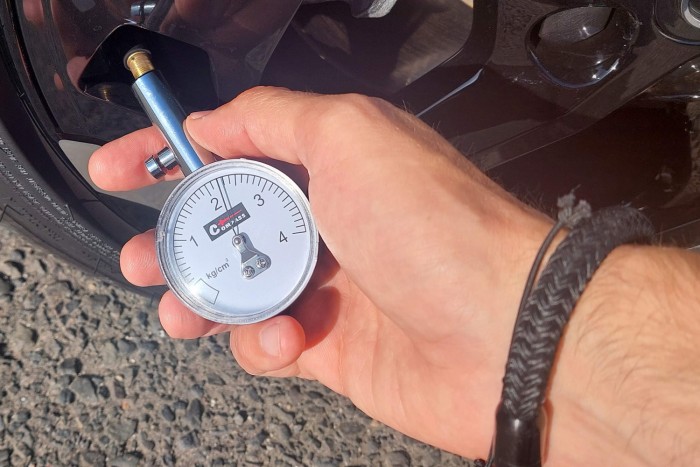 Csalnak, vagy pontosak a benzinkutak mérőműszerei? 8