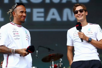 F1: Hamiltonnal engedékenyebbek a Mercedesnél