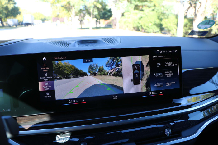 Egy csipetnyi villanytól csak jobb lett a dízel BMW X5 12