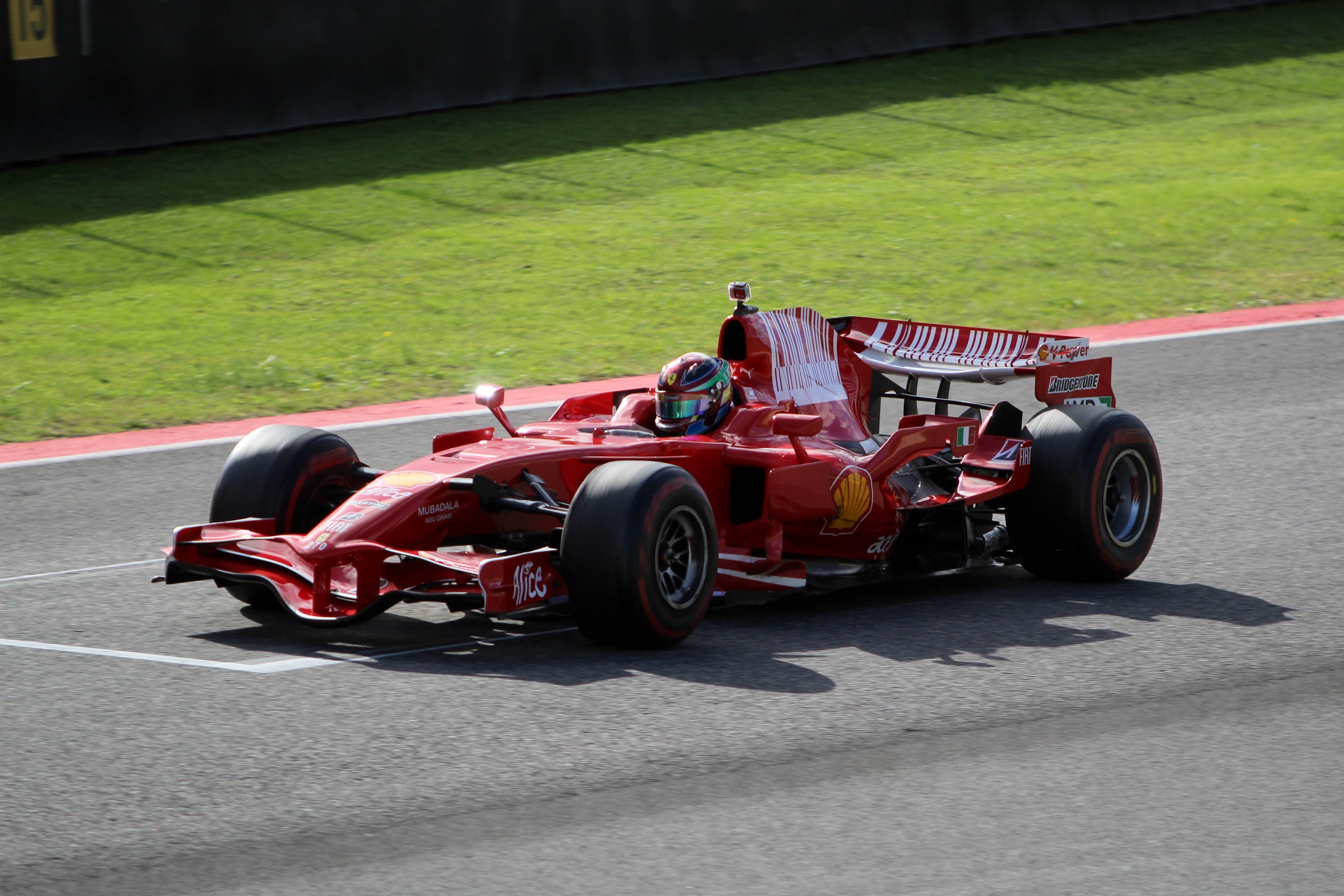 Elsők között kapnak a magyarok a legújabb Ferrarikból 67