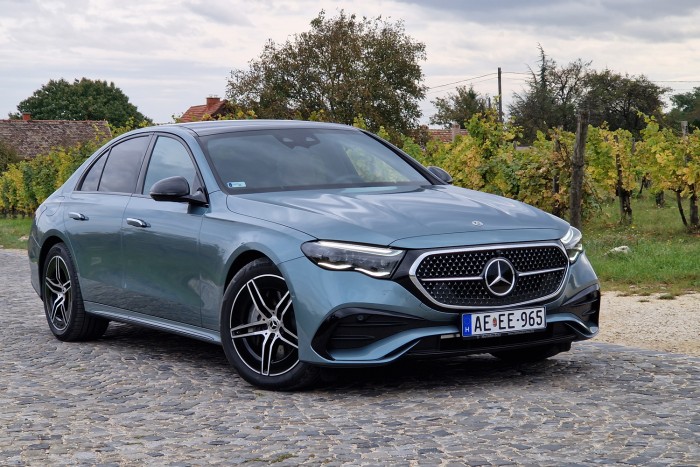 Nem elektromos, nem SUV – akkor meg minek? 19