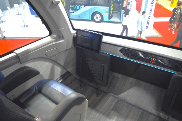 Alaposan megküldték luxussal ezt az autóbuszt 8