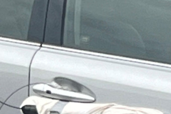 Bombának nézték, pedig csak így védi az autóját