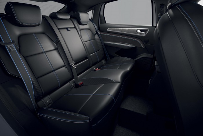 Rendbe szedték a francia terepkupé fazonját 7