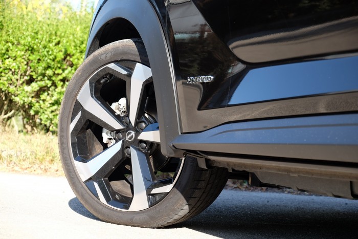 Megzöldült a Nissan furcsa békája, a Juke 17 | Vezess Megzöldült a Nissan furcsa békája, a Juke 17