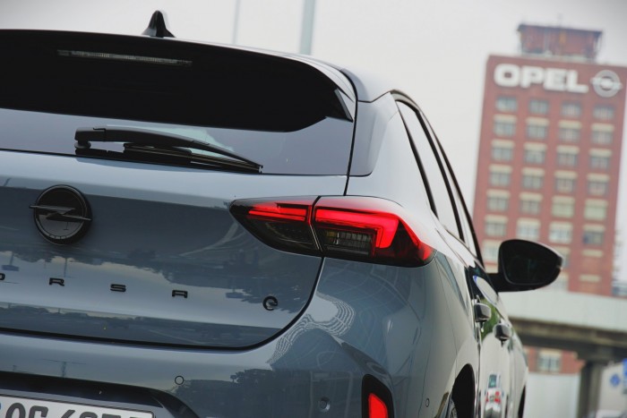 Használni való. Se több, se kevesebb az új Corsa-e 14