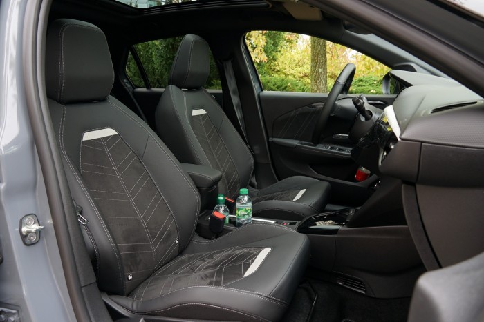 Használni való. Se több, se kevesebb az új Corsa-e 7