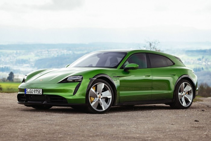 Mi az: ritkább a Porschénál, de jóval olcsóbb nála? 1