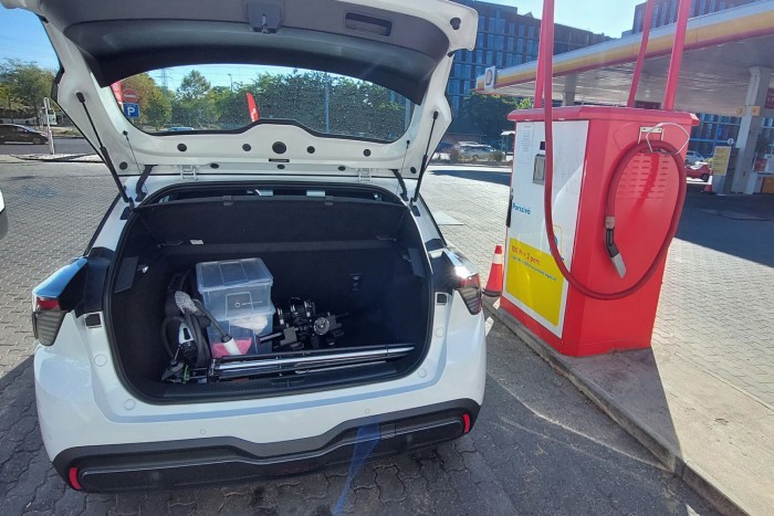 Szívás a benzinkúton 10