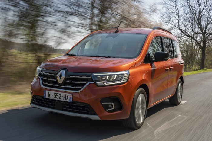 Rád gyújthatja a biztonsági öv az autót 1