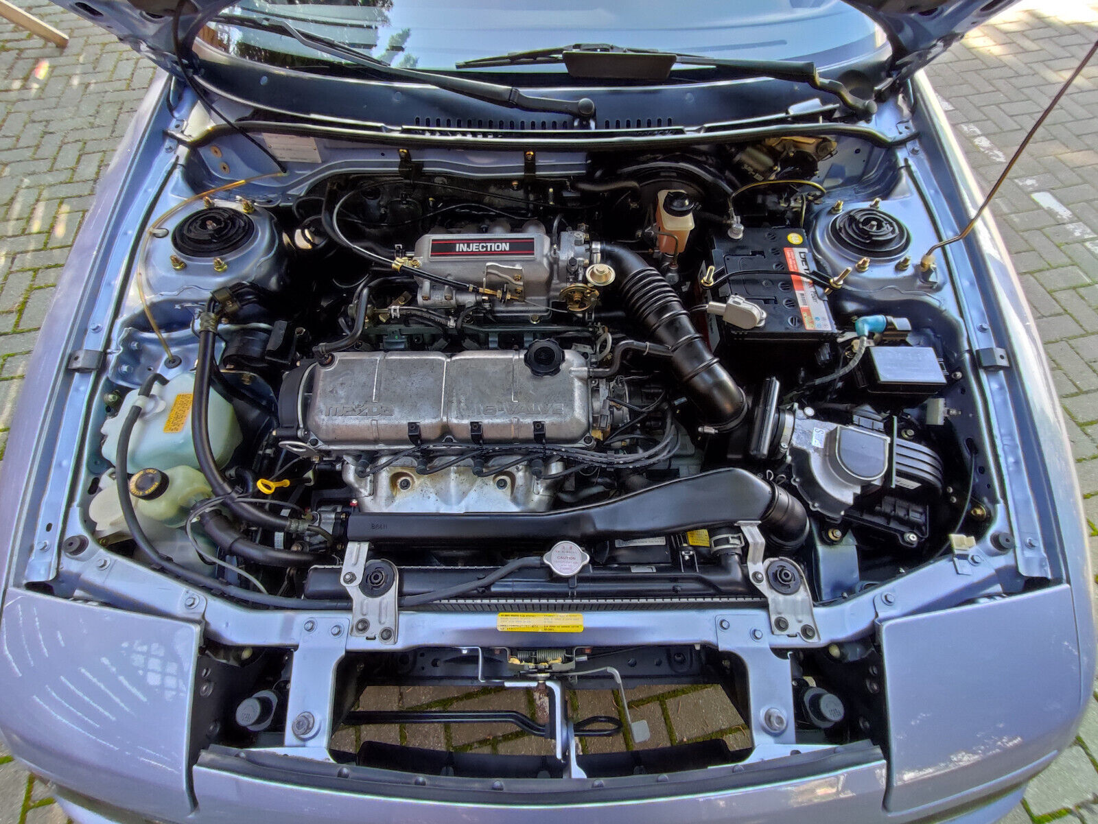 Tökéletes időutazás a 90-es évek elejére egy bukólámpás japánnal 4