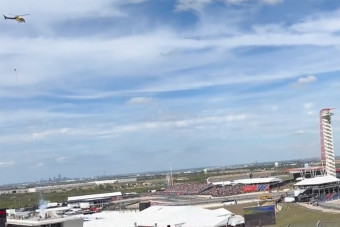F1: Videón, ahogy majdnem lelőtték a tévés helikoptert Austinban