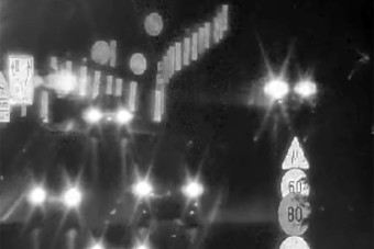 Megállt a vaksötétben az M1-esen, hogy ellopja az akkumulátort a terelésből