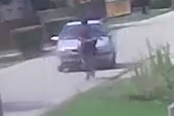 Aprópénz miatt okozott súlyos balesetet egy figyelmetlen sofőr.