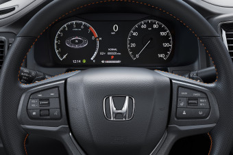 Több millió autót hívnak vissza világszerte