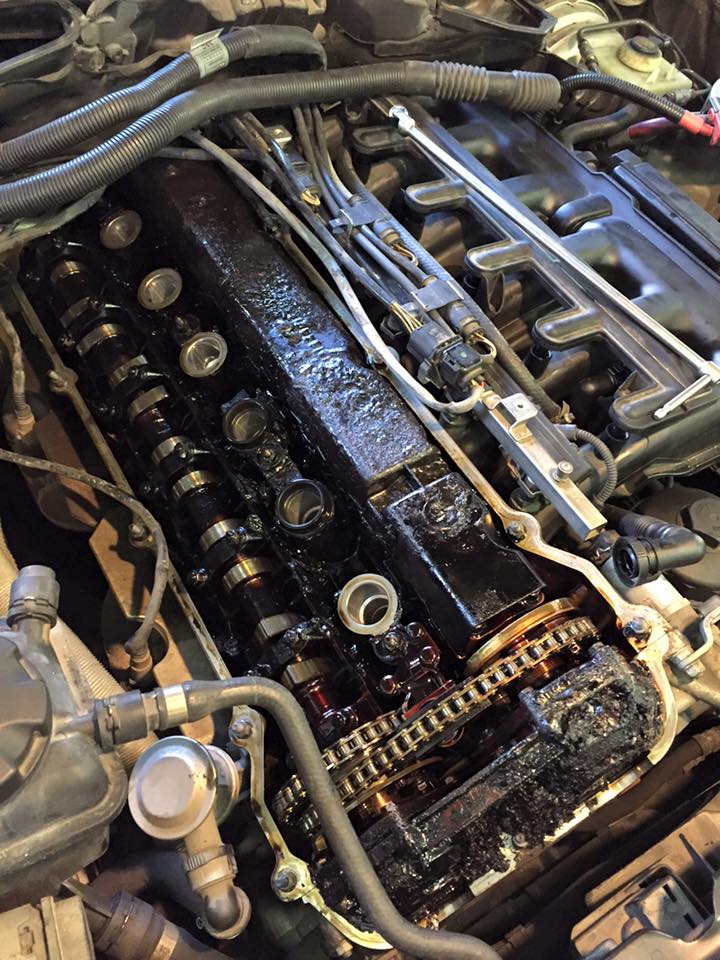 100 ezer kilométer olajcsere nélkül egy BMW-vel: így néz ki a motor 3