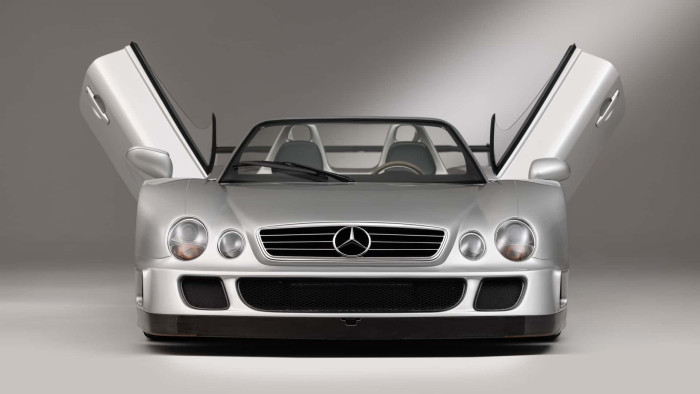 Milliárdos Mercedes-rajongókhoz szól ez az eladó kincs 2002-ből 1