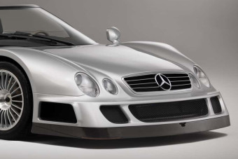 Milliárdos Mercedes-rajongókhoz szól ez az eladó kincs 2002-ből