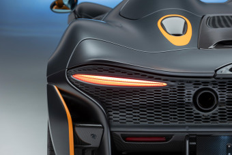 Szinte nullkilométeres autót szór ki Fernando Alonso