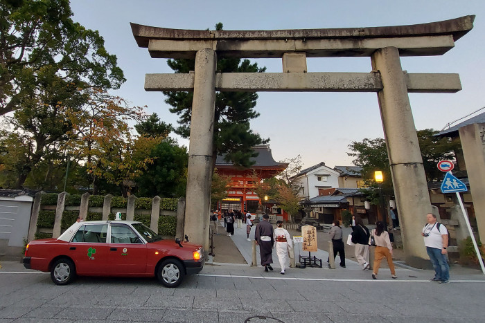 Kéne itthonra is a 420 forintos benzin