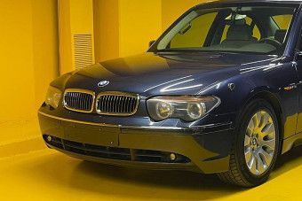 Nem tudod levenni a szemed róla, annyira röhejes lett ez a BMW