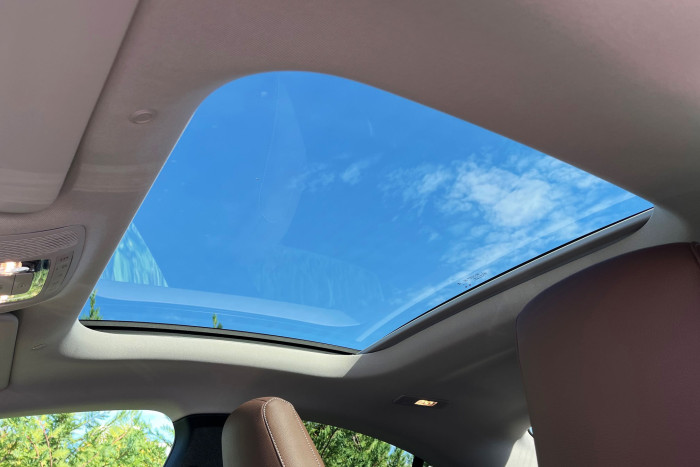 Két férfit is átvert Kecskemét makrancos királynője 11