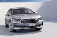 Itt egy rendes autó – Skoda Superb 2024 bemutató 30