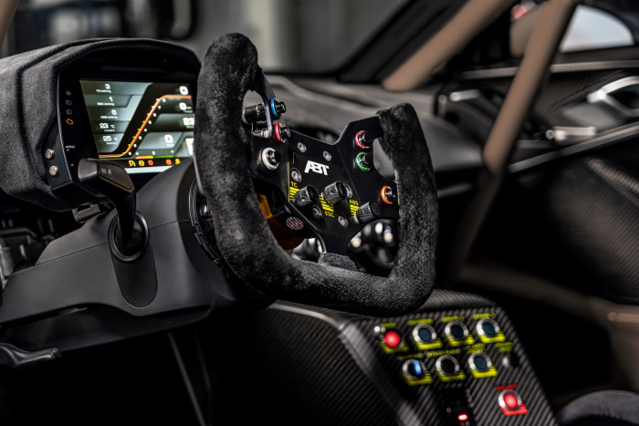 Közúti versenyautóvá vadították az Audi R8-at 6