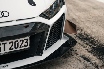 Közúti versenyautóvá vadították az Audi R8-at