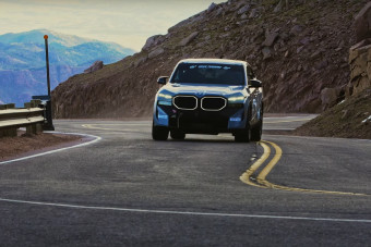 Hatalmas pofont kapott a BMW, de újra nekifutottak, rekord lett belőle