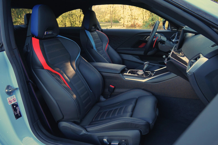 Keresztben, vagy hosszában? Mindegy az M2-nek 10