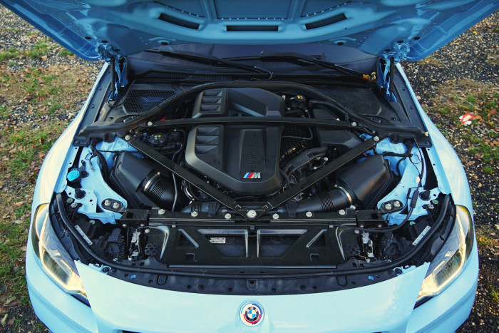 Keresztben, vagy hosszában? Mindegy az M2-nek 12