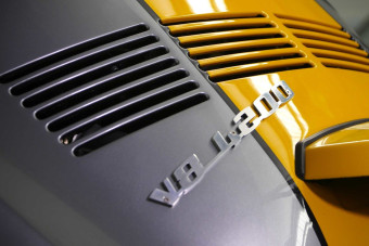 Egy V8-as motor az öreg Volkswagenből is kihozza az állatot