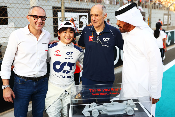 F1: Azt sem tudta a pilóta, hogy vezeti a futamot 2 | Vezess F1: Azt sem tudta a pilóta, hogy vezeti a futamot 2
