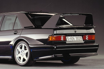 Méregdrága reinkarnációval tér vissza a legendás Mercedes