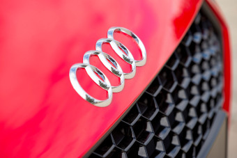 Botrány a győri Audinál, letartóztatások az érdekképviseletben