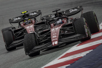 F1: Meglepő új nevet kap a régi, jól ismert csapat