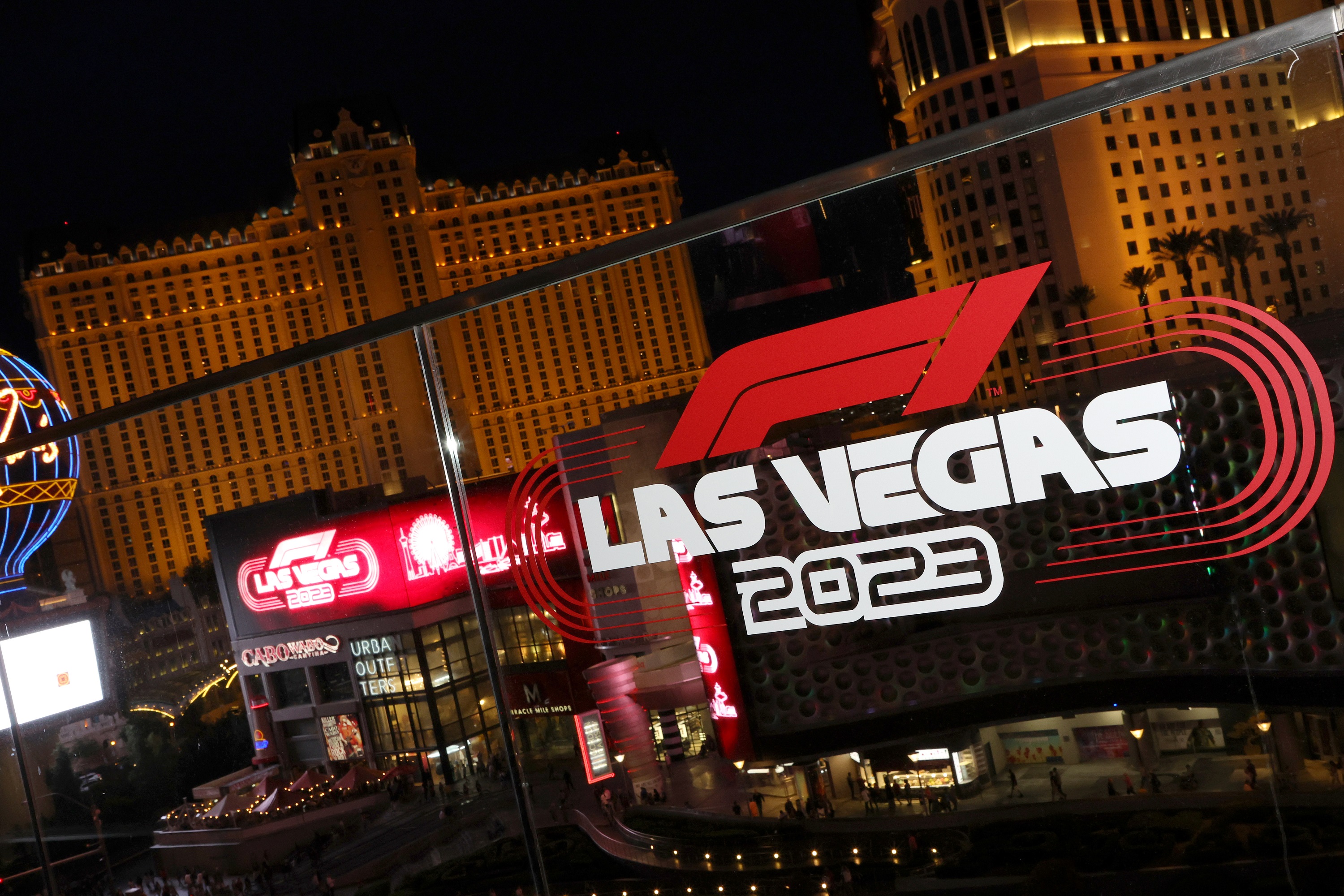 Formula 1 Grand Prix in Las Vegas: Ticket Holders Left Disappointed with Cancelled Stand