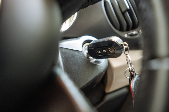 Állati, ahogy egy nőt akadályoztak abban, hogy munkába menjen