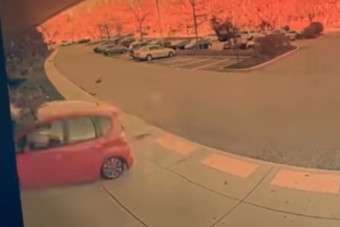 Mintha ágyúból lőtték volna ki, úgy csapódtak a falnak – túlélték