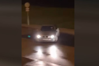 A szegedi éjszaka betyárja akart lenni, de csak balesetveszélyes körözés lett a mutatvány vége