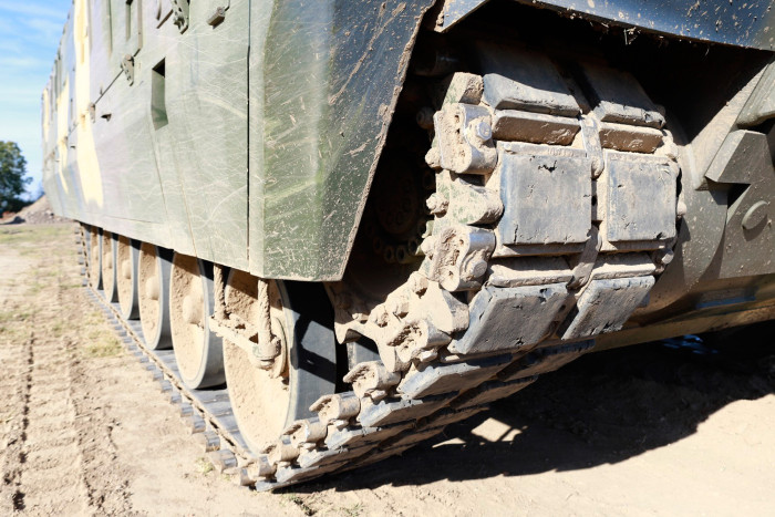 Mozgó erőd magyar rendszámmal: Lynx KF41 12