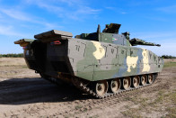 Mozgó erőd magyar rendszámmal: Lynx KF41 28