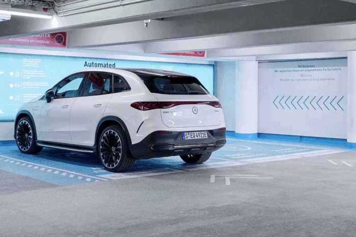 Újabb Mercik tudnak egyedül parkolóhelyet keresni 1