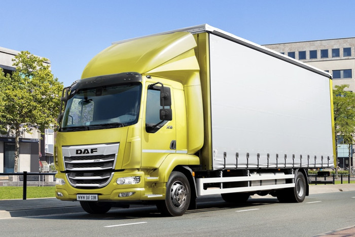 Szintetikus üzemanyaggal is elmegy ez a teherautó