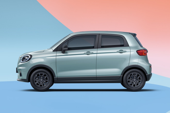 Hiperolcsó villanyautó érkezett Európába 8