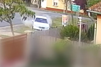 A kerítés állította meg a szerelmi bánatában ivó autóst Tápiógyörgyén