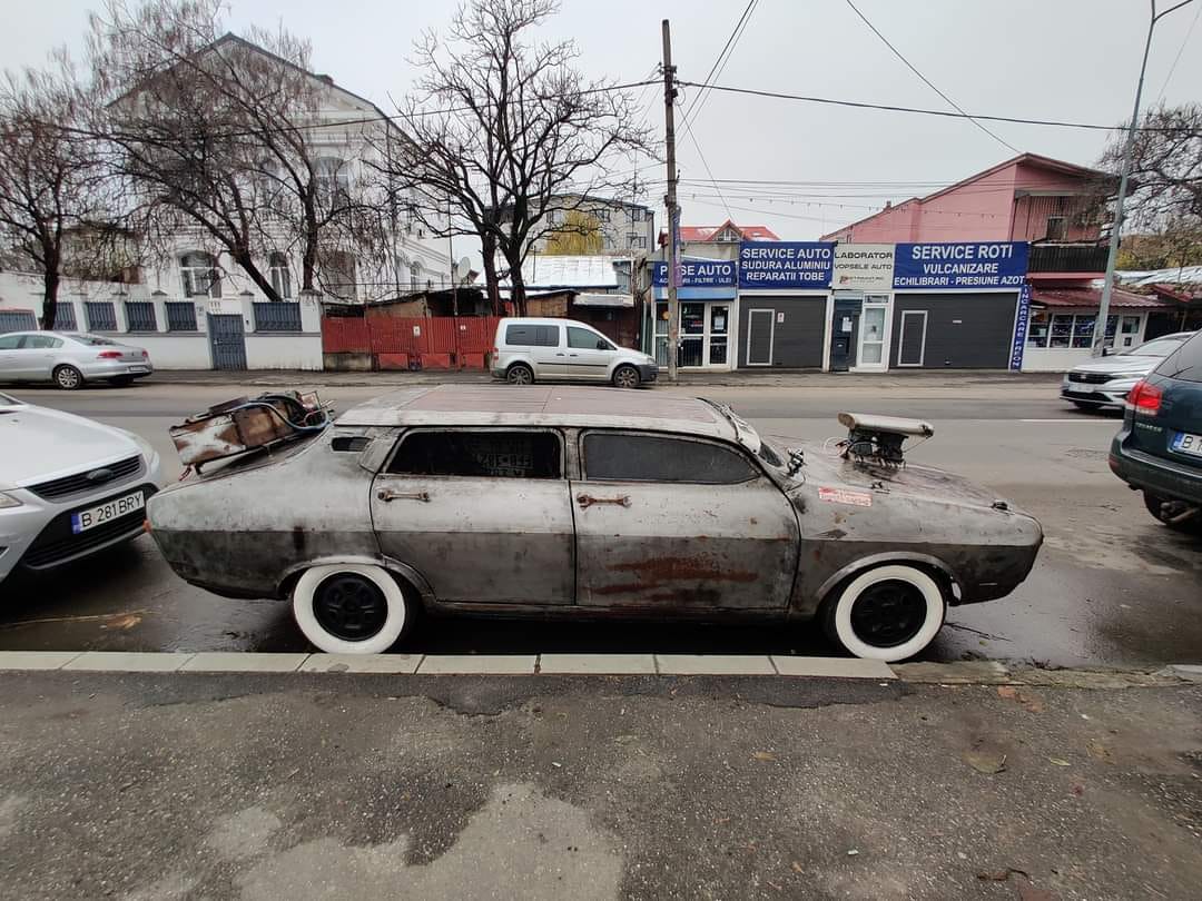 Ez a pokoli Dacia már kész a halálfutamra 1